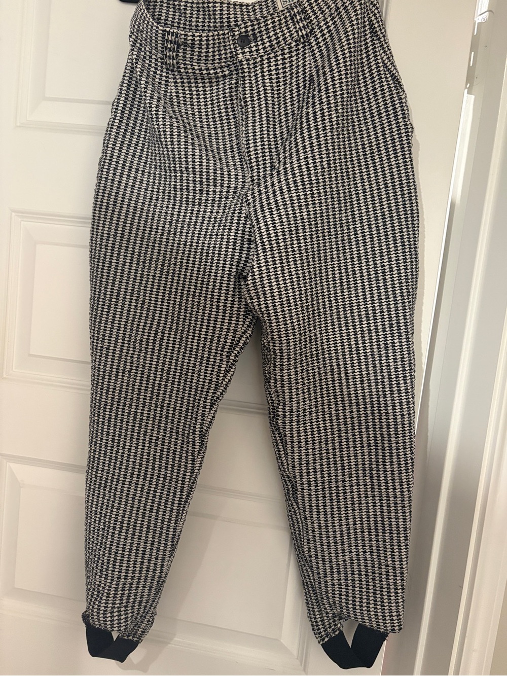 Vintage High-Waist Black & White Stirrup pants, size 13T